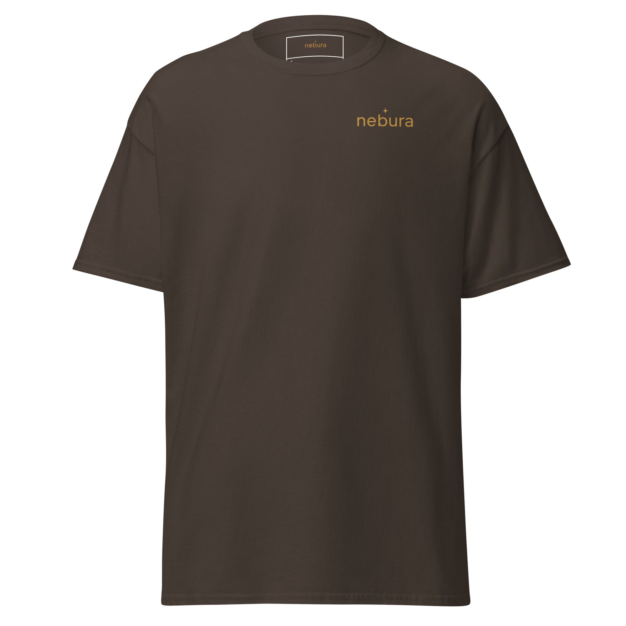 Nebura Classic T-Shirt in Dunkelbraun – ruhiges, zeitloses Design mit Nebura Signatur.
